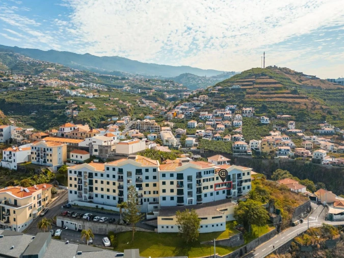 Apartamento T3 para Venda em Câmara de Lobos Foto 28