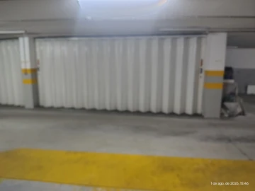 Garagem para Venda em Maia