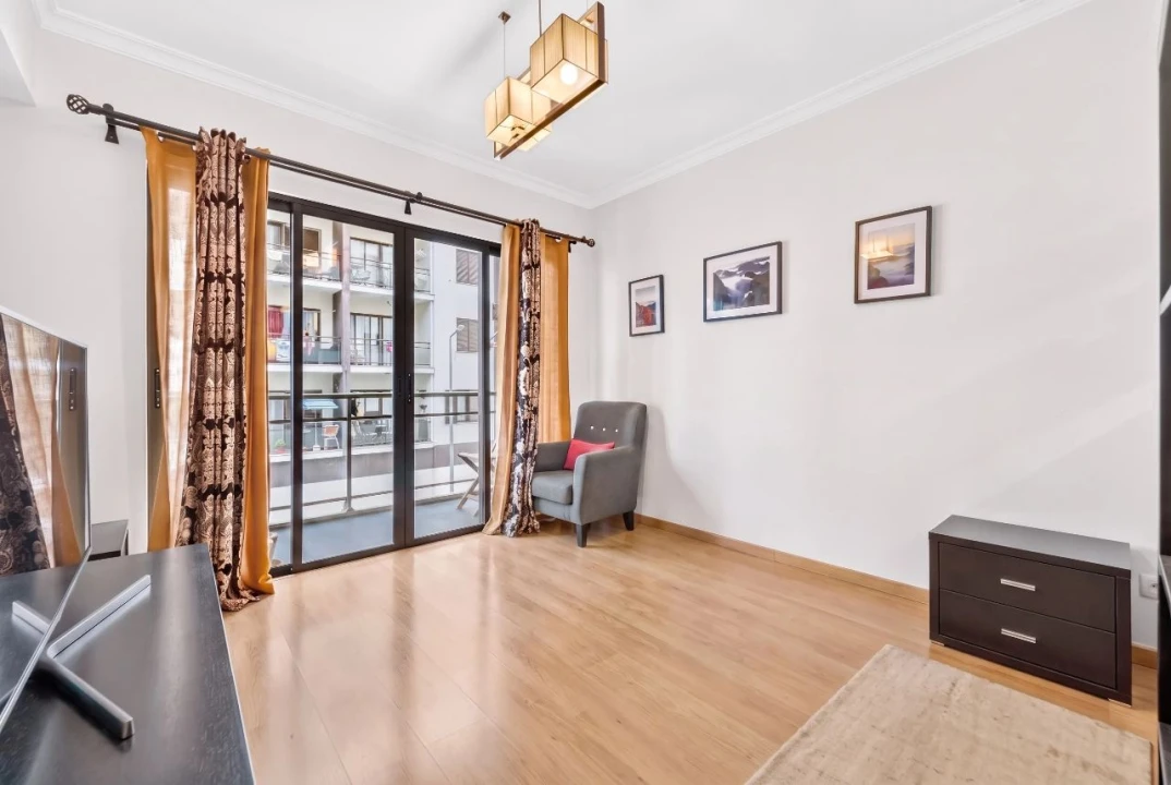 Apartamento T1 para Venda em Funchal Foto 3