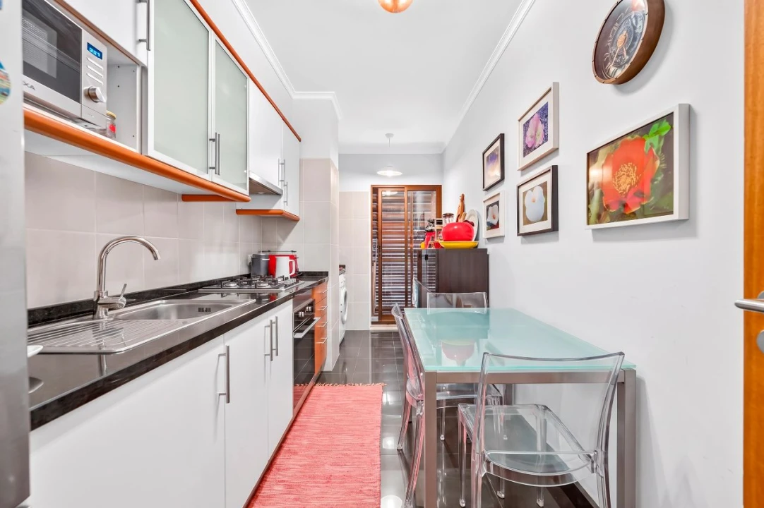 Apartamento T1 para Venda em Funchal Foto 6