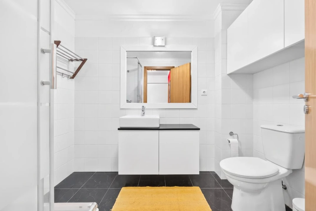 Apartamento T1 para Venda em Funchal Foto 12