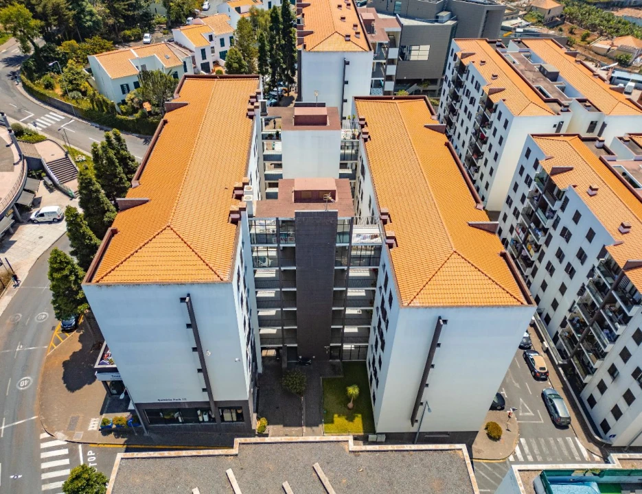 Apartamento T1 para Venda em Funchal Foto 17