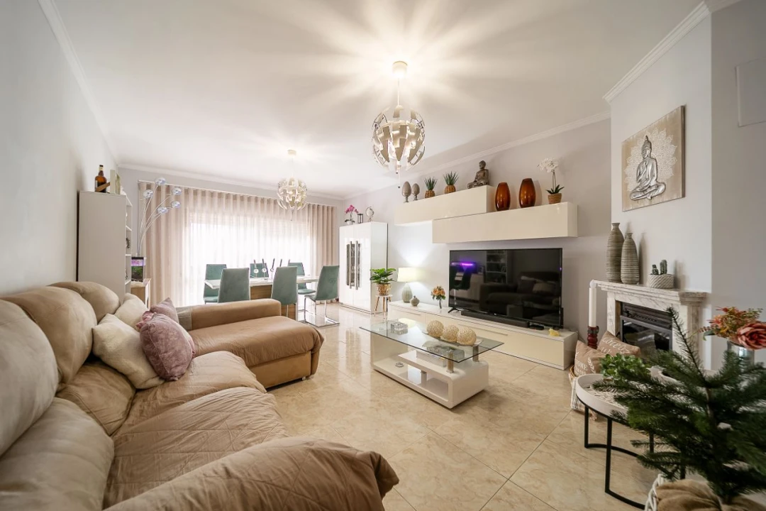 Apartamento T2 para Venda em Canelas Foto 1