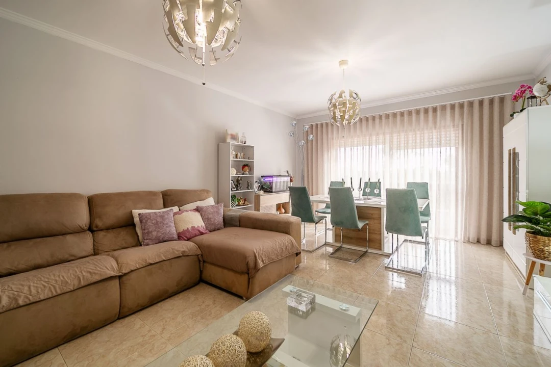 Apartamento T2 para Venda em Canelas Foto 20