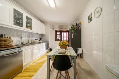 Apartamento T2 para Venda em Canelas