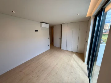 Apartamento T4 para Venda em Gondomar