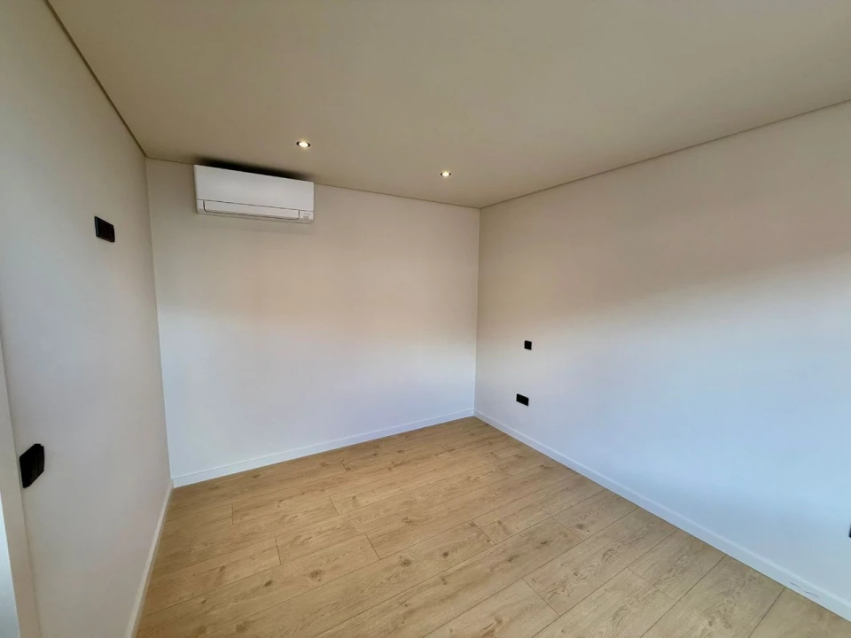 Apartamento T2 para Venda em Gondomar Foto 4