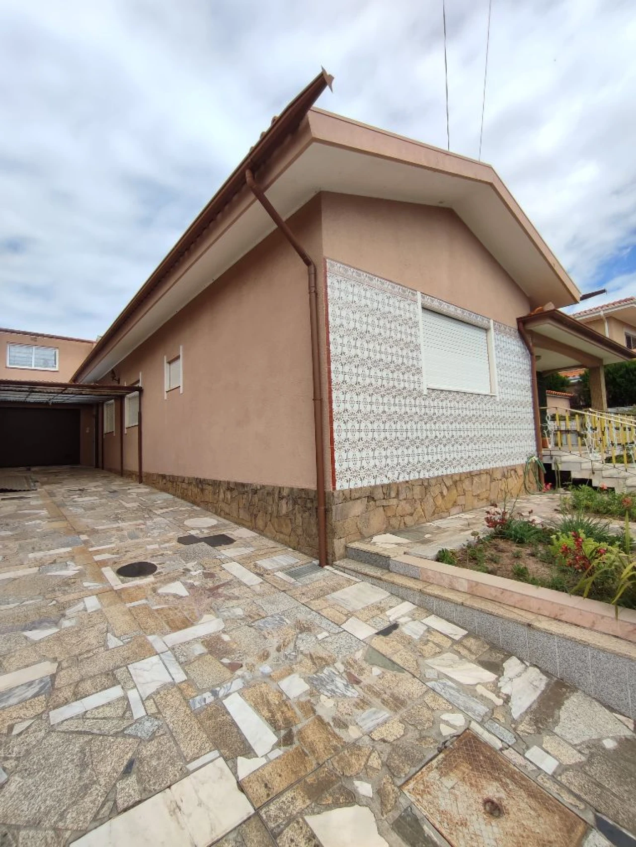 Moradia T-3 para Venda em Nogueira da Regedoura Foto 4