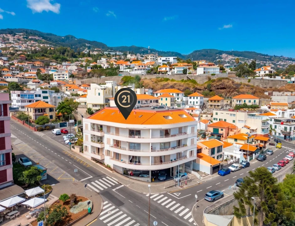 Apartamento T2 para Venda em Funchal Foto 3