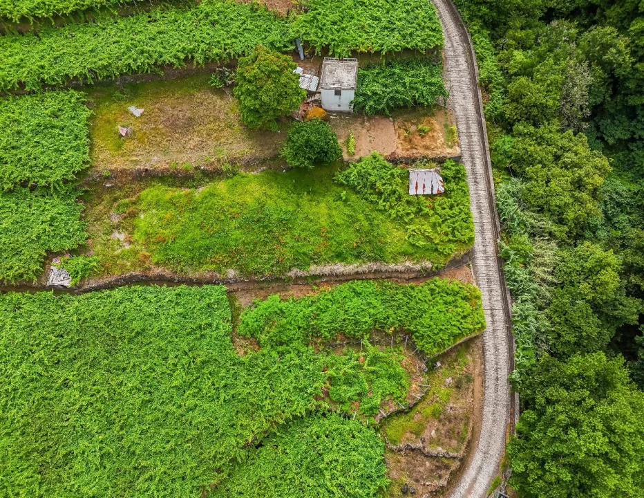 Terreno para Venda em Achada dos Judeus Foto 12