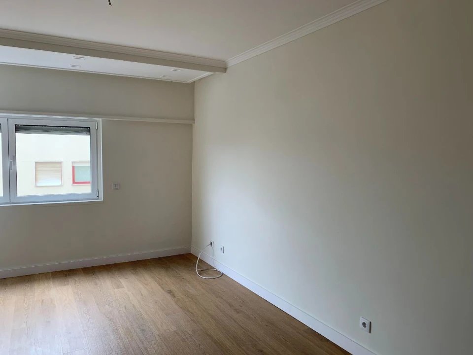 Apartamento T2 para Venda em Odivelas Foto 10