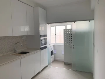 Apartamento T2 para Venda em Odivelas