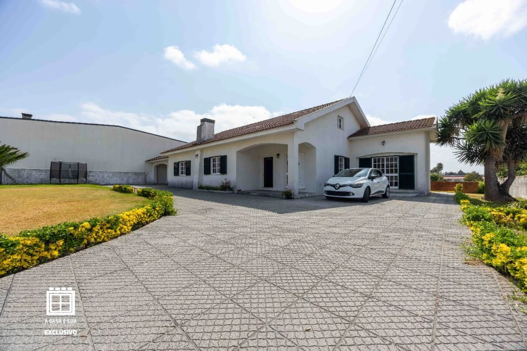 Moradia T4 para Venda em São João de Ovar Foto 36