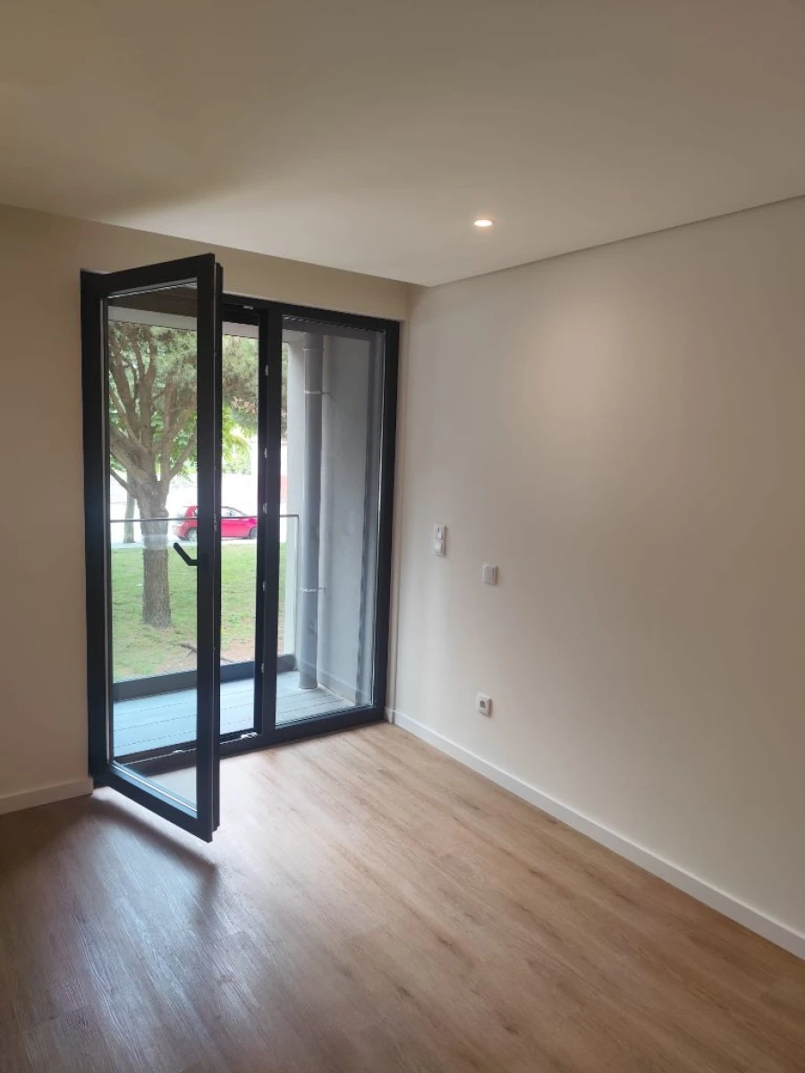 Apartamento T2 para Venda em Maia Foto 17