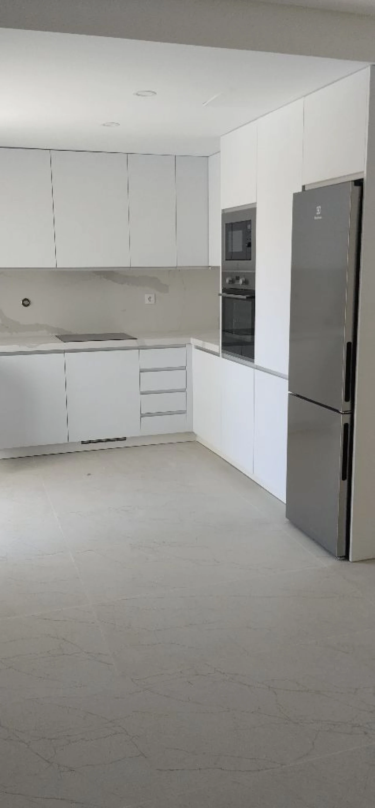 Apartamento T2 para Venda em Quarteira Foto 7