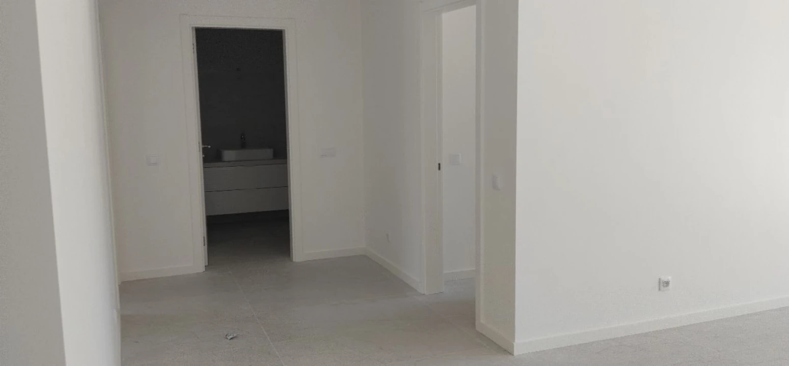 Apartamento T2 para Venda em Quarteira Foto 5