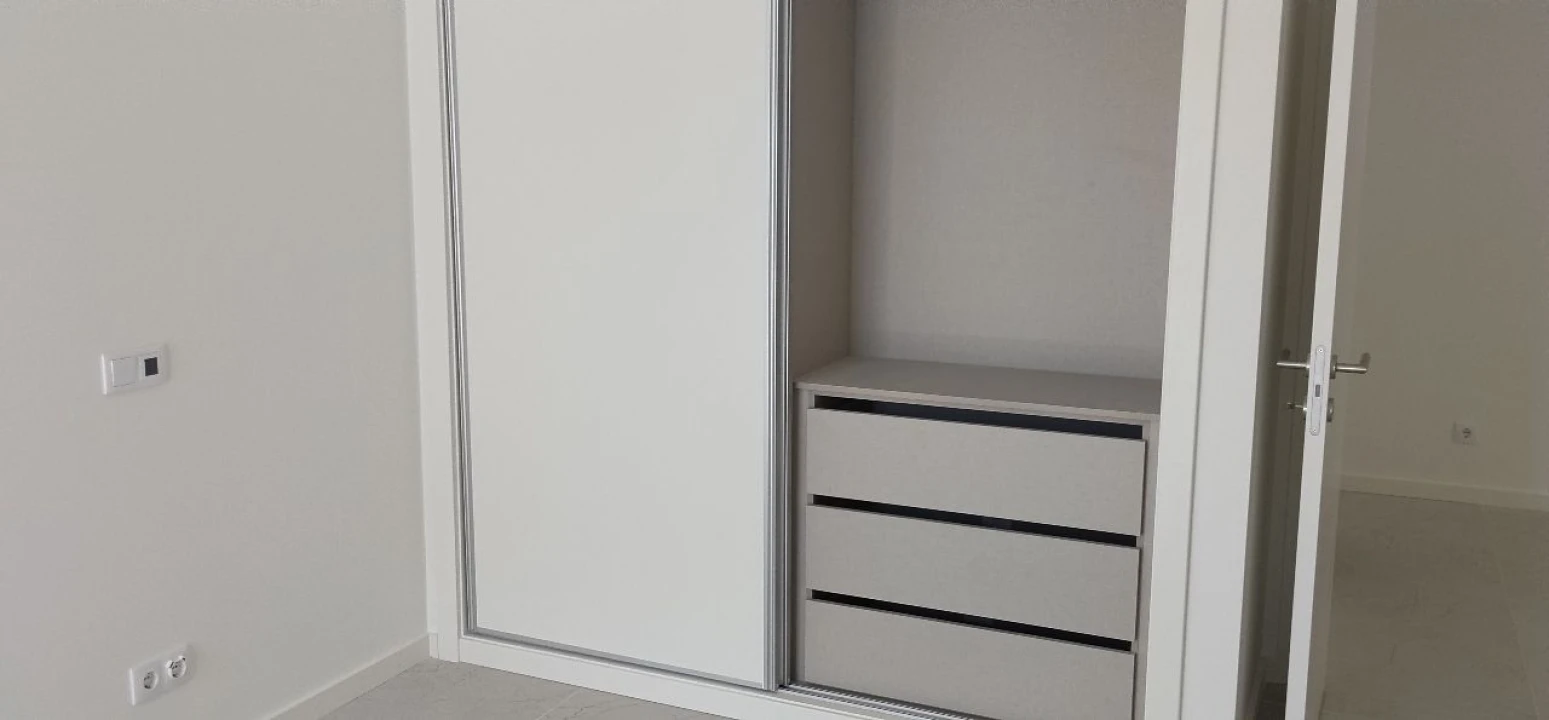 Apartamento T2 para Venda em Quarteira Foto 6