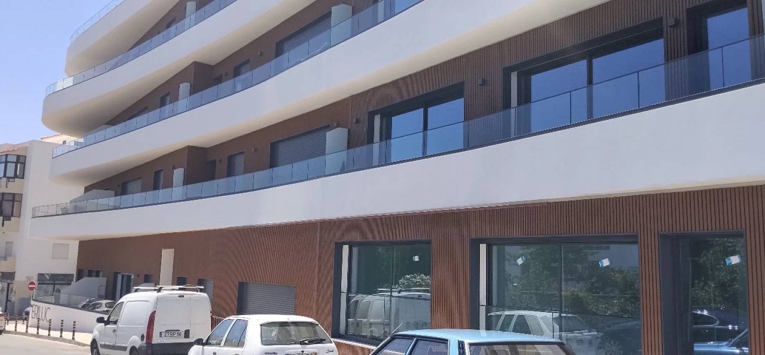Apartamento T2 para Venda em Quarteira Foto 16
