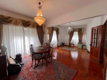 Apartamento T3 para Venda em Amadora