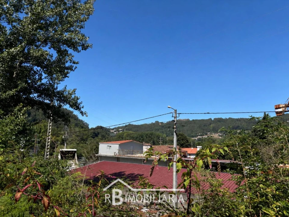 Moradia T3 para Venda em Cela Foto 4