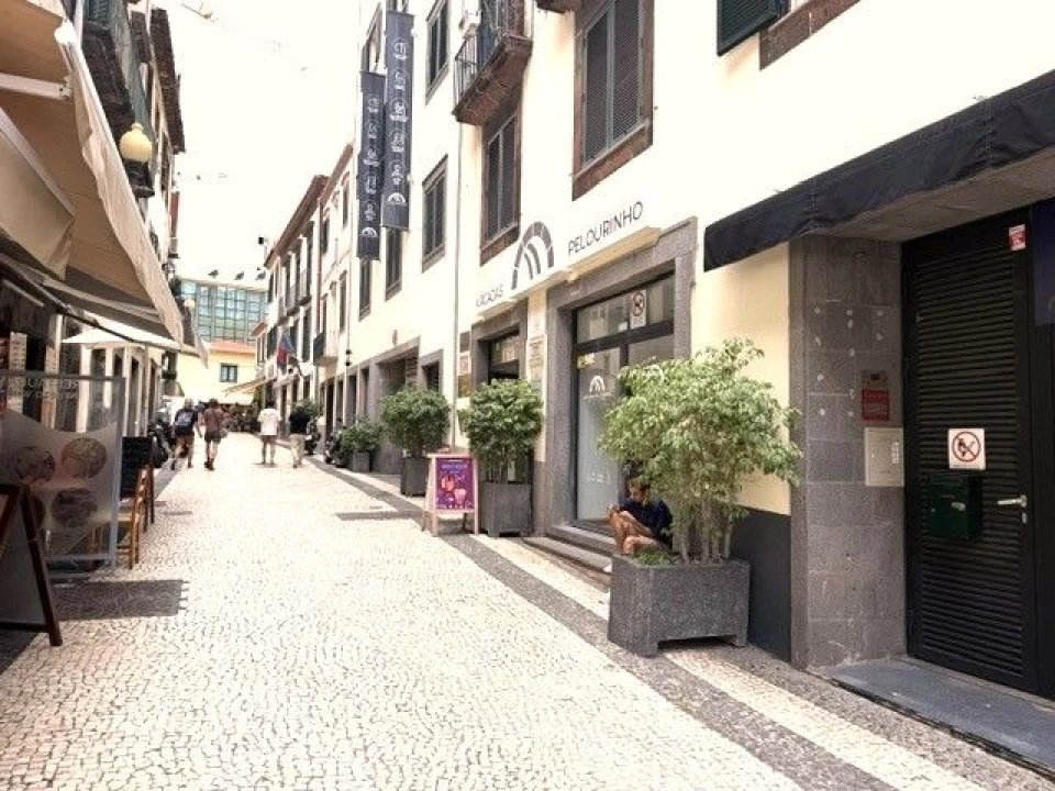 Loja para Venda em Funchal Foto 1