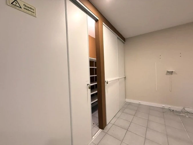 Loja para Venda em Funchal Foto 10