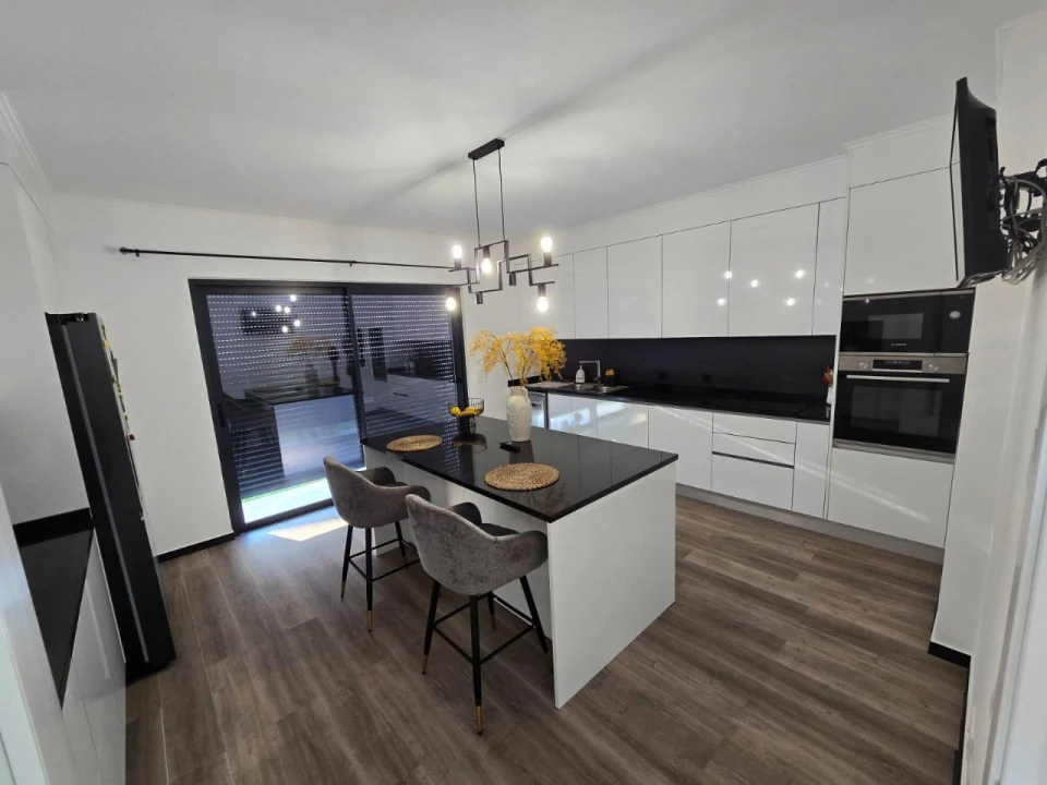 Moradia T3 para Venda em Almodôvar Foto 5
