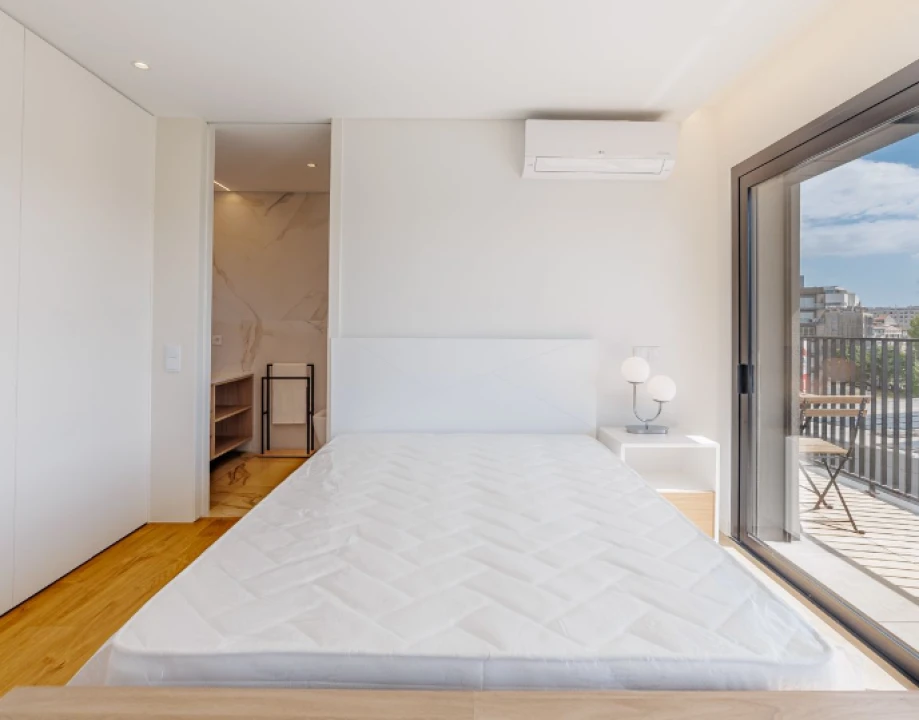 Apartamento T0 para Arrendamento em Porto Foto 1