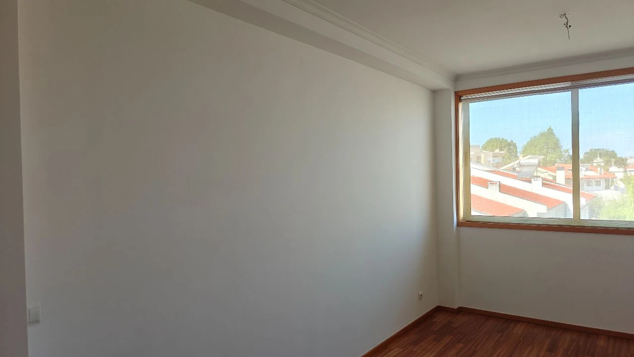 Apartamento T1 para Arrendamento em São Mamede de Infesta e Senhora da Hora  - Freguesia - (Matosinhos) Foto 1