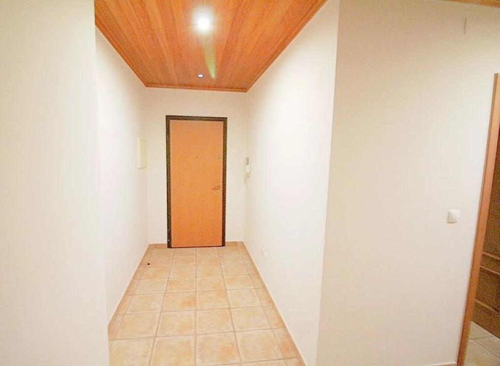 Apartamento T2 para Arrendamento em Torres Vedras Foto 7