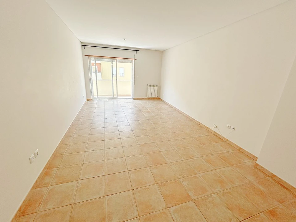 Apartamento T2 para Arrendamento em Torres Vedras Foto 12