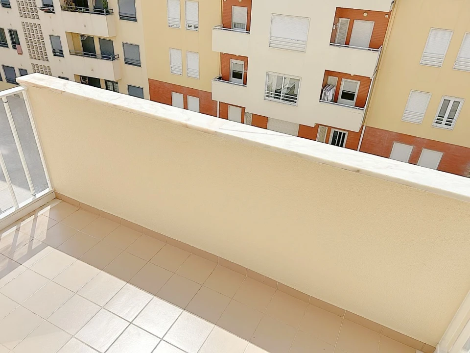 Apartamento T2 para Arrendamento em Torres Vedras Foto 14