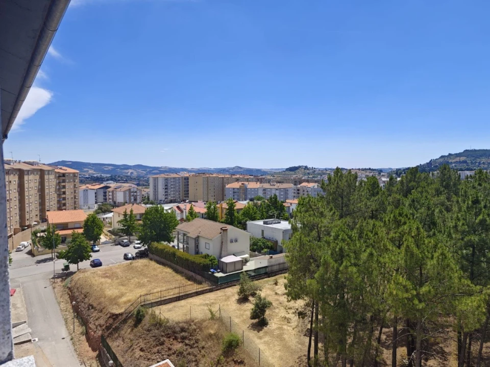 Apartamento T3 para Venda em Bragança Foto 8