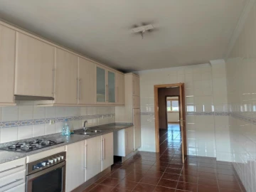 Apartamento T3 para Venda em Bragança