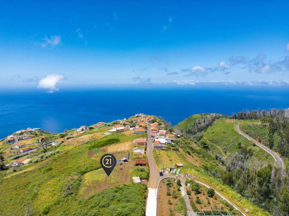 Terreno para Venda em Fajã da Ovelha Foto 2