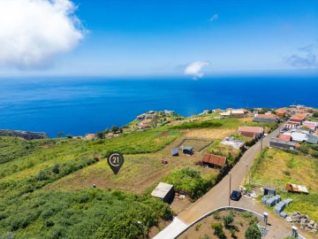 Terreno para Venda em Fajã da Ovelha