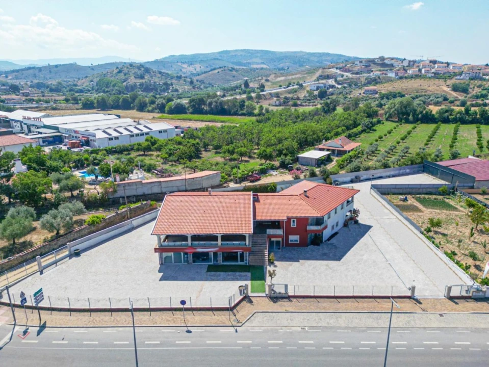 Moradia T10 para Venda em Mirandela Foto 8
