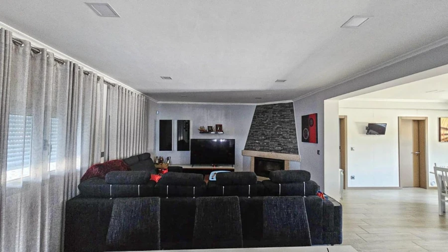 Moradia T10 para Venda em Mirandela Foto 4