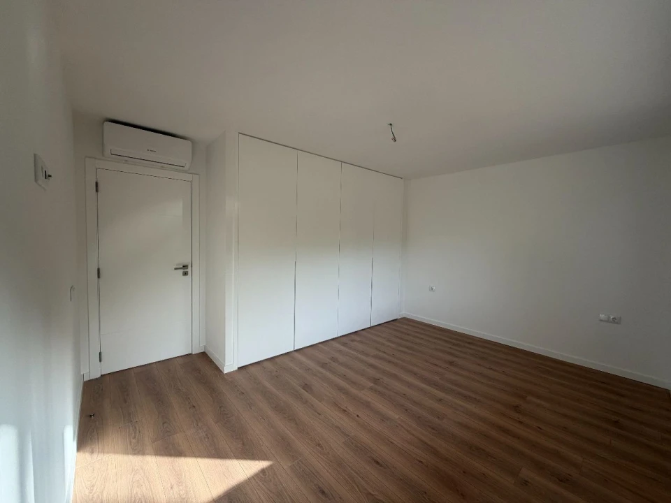 Apartamento T1 para Venda em Covilhã Foto 3