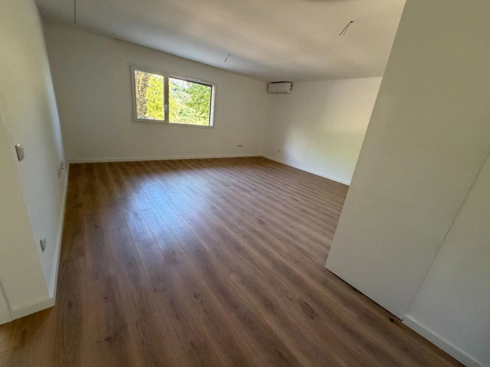 Apartamento T1 para Venda em Covilhã Foto 7