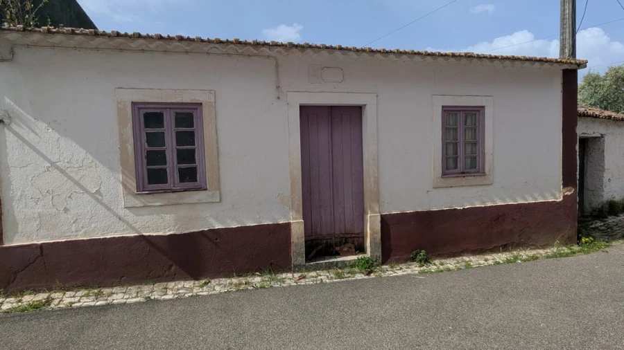 Moradia T2 para Venda em Pousados