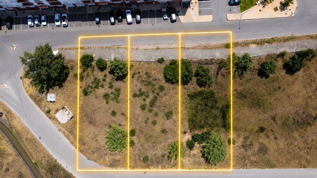 Terreno P/ Prédio para Venda em Silves Foto 2