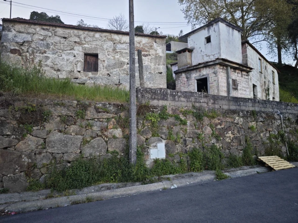 Moradia T2 para Venda em Santa Marinha do Zêzere Foto 5