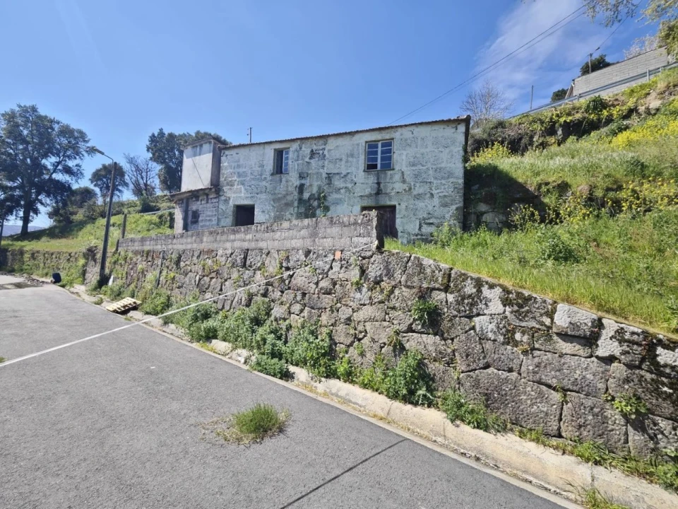 Moradia T2 para Venda em Santa Marinha do Zêzere Foto 9