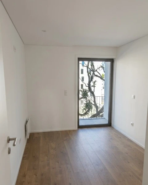 Apartamento T1 para Arrendamento em Porto