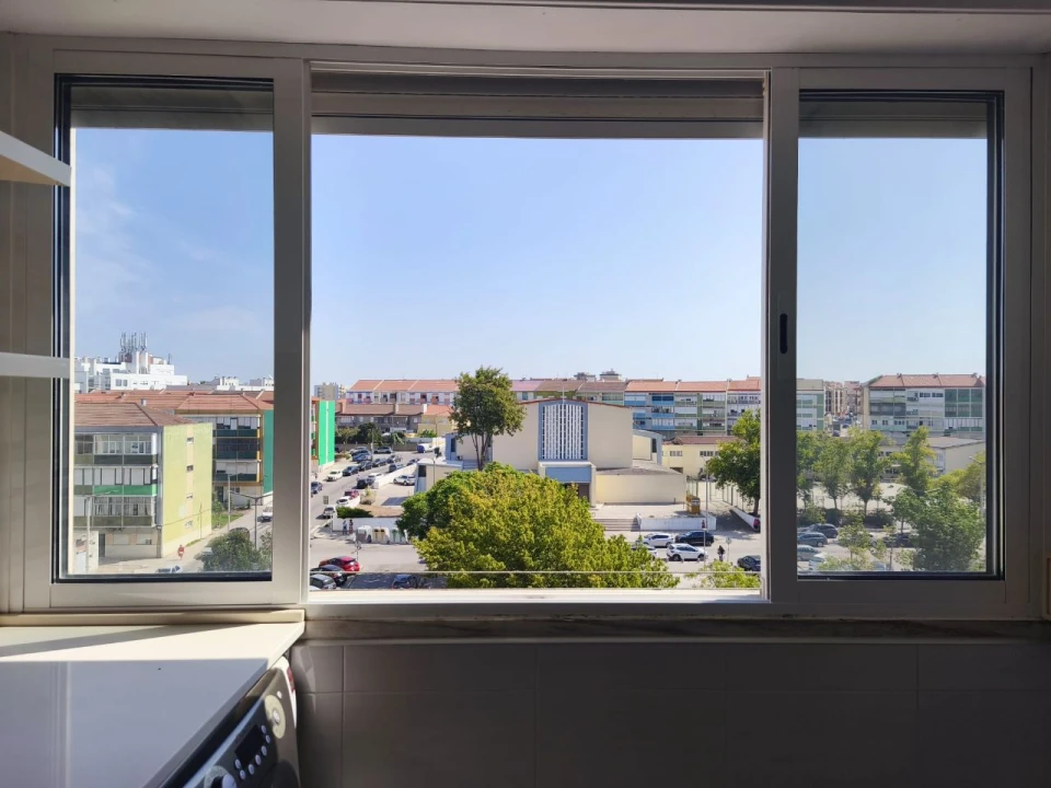 Apartamento T2 para Arrendamento em Barreiro Foto 2