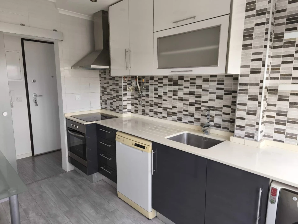 Apartamento T2 para Arrendamento em Barreiro Foto 1
