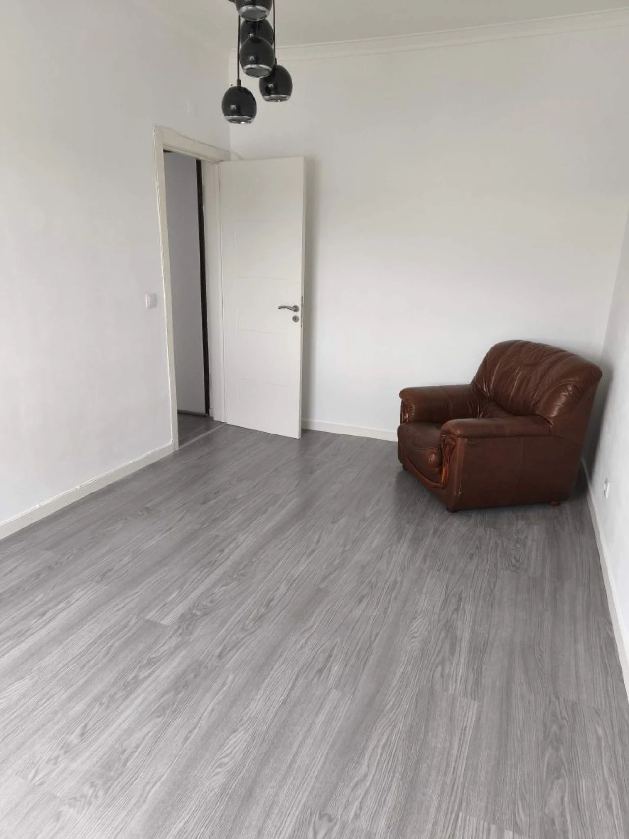 Apartamento T2 para Arrendamento em Barreiro Foto 6