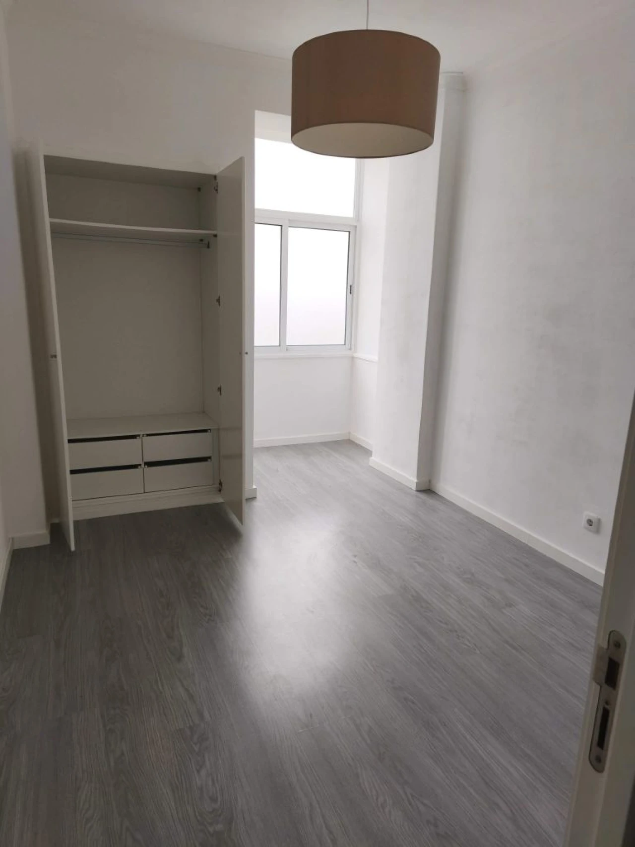 Apartamento T2 para Arrendamento em Barreiro Foto 15