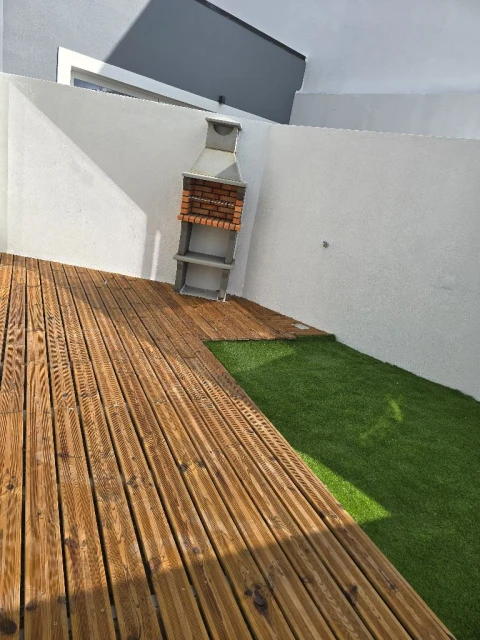 Moradia T2 para Venda em Vale da Amoreira